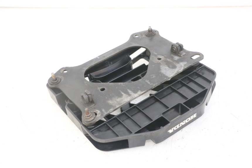 photo de TOP BOX HONDA NTV DEAUVILLE ABS 700 (2007 - 2016)