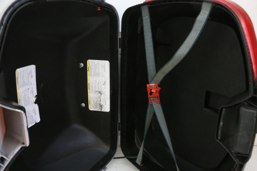 photo de TOP BOX HONDA NTV DEAUVILLE 650 (2001 - 2006)