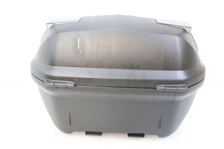 photo de TOP BOX PEUGEOT TWEET 4T 50 (2023 - 2025)