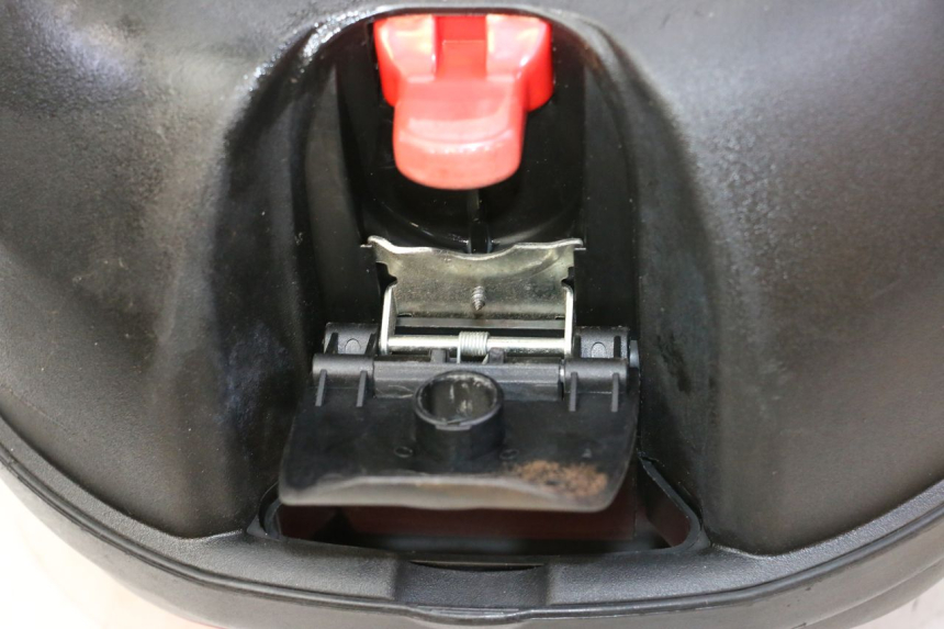 photo de TOP BOX PEUGEOT V-CLIC VCLIC 50 (2007 - 2013)