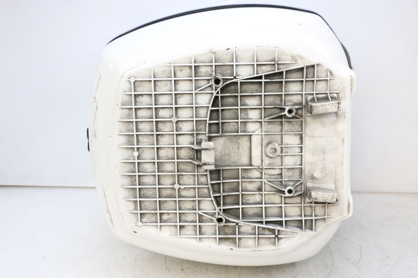 photo de TOP BOX PIAGGIO VESPA GTS SUPER IE 125 (2009 - 2016) - Additional view of the item