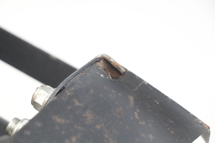 photo de REAR WHEEL SHAFT CHINESE QUAD ATV ENFANT 125 - Zoom on usage condition