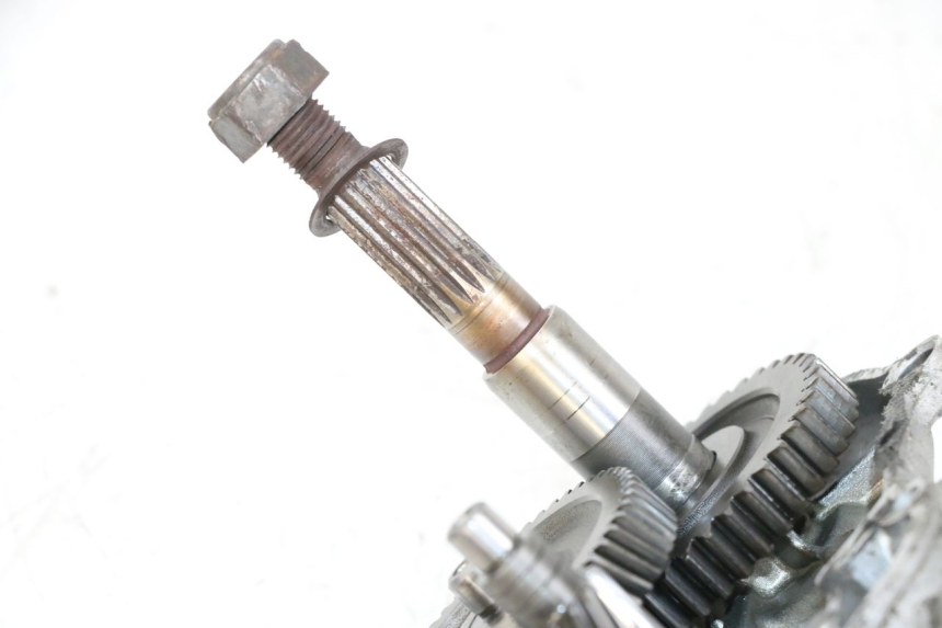 photo de REAR WHEEL SHAFT MBK BOOSTER SPIRIT NAKED 50 (2004 - 2017) - Alternative perspective