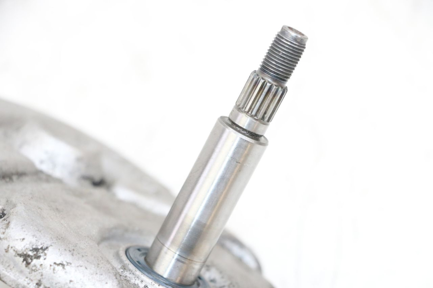 photo de REAR WHEEL SHAFT MBK BOOSTER SPIRIT NAKED 50 (2004 - 2017) - Product overview