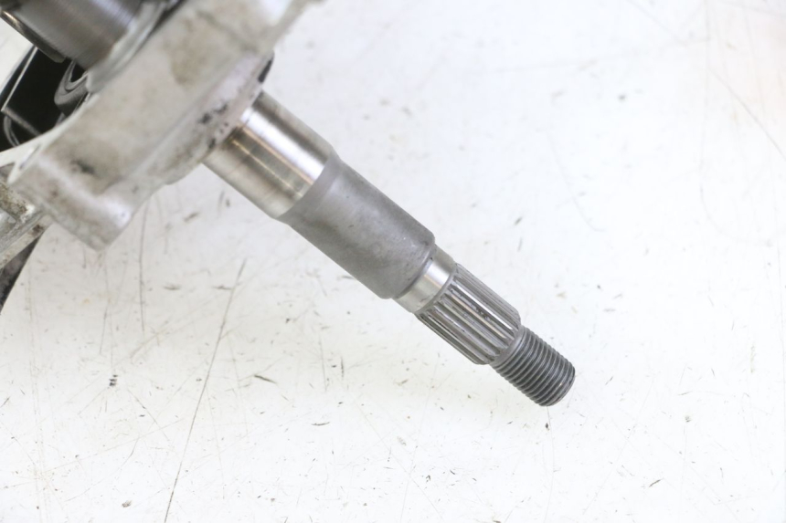 photo de REAR WHEEL SHAFT DAELIM BESBI 125 (2007 - 2008)