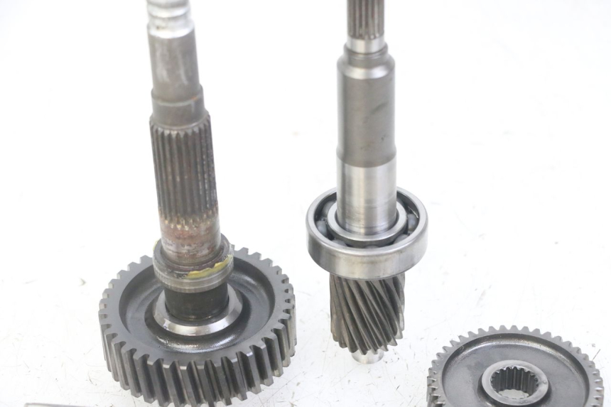 photo de REAR WHEEL SHAFT HONDA FORZA ABS 300 (2013 - 2019)