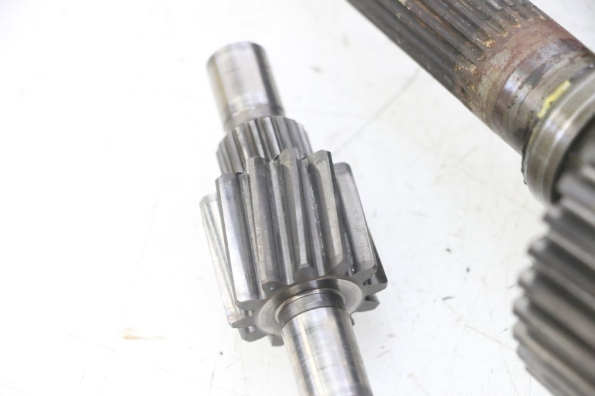 photo de REAR WHEEL SHAFT HONDA FORZA ABS 300 (2013 - 2019)