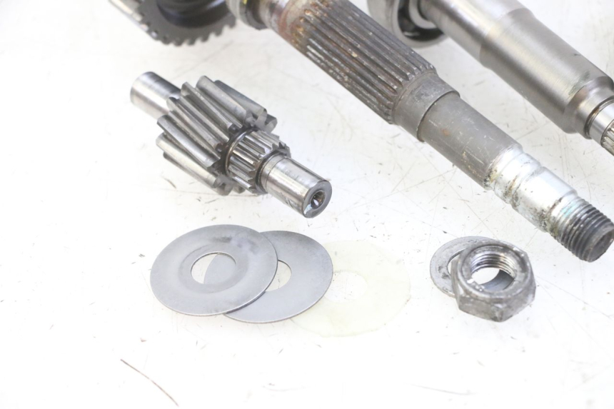 photo de REAR WHEEL SHAFT HONDA FORZA ABS 300 (2013 - 2019)