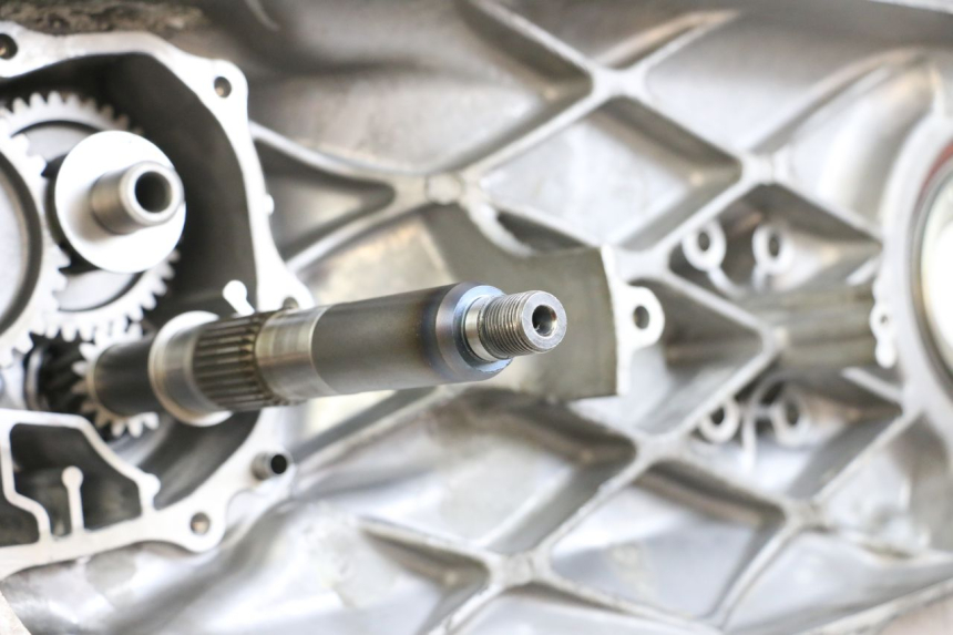 photo de REAR WHEEL SHAFT HONDA FJS SILVER WING SILVERWING 400 (2005 - 2008)