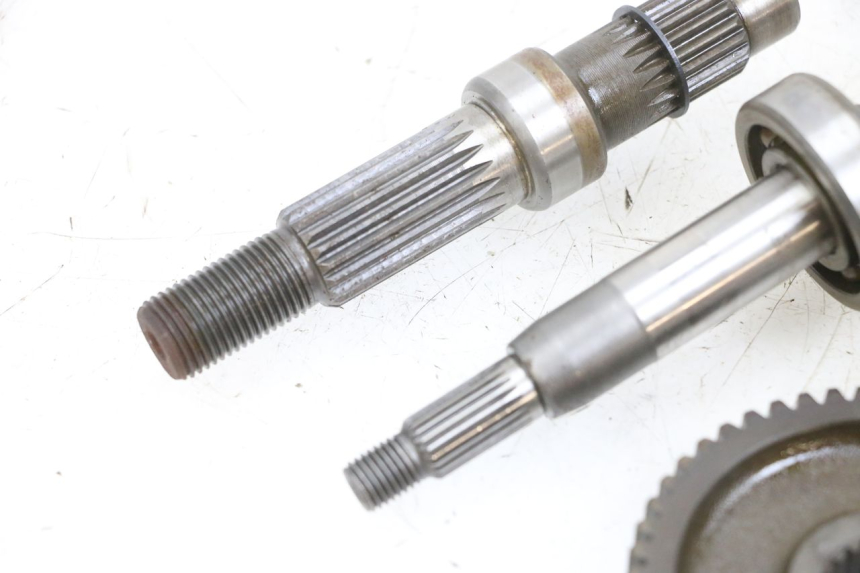 photo de REAR WHEEL SHAFT SPEEDY HT50QT6 50