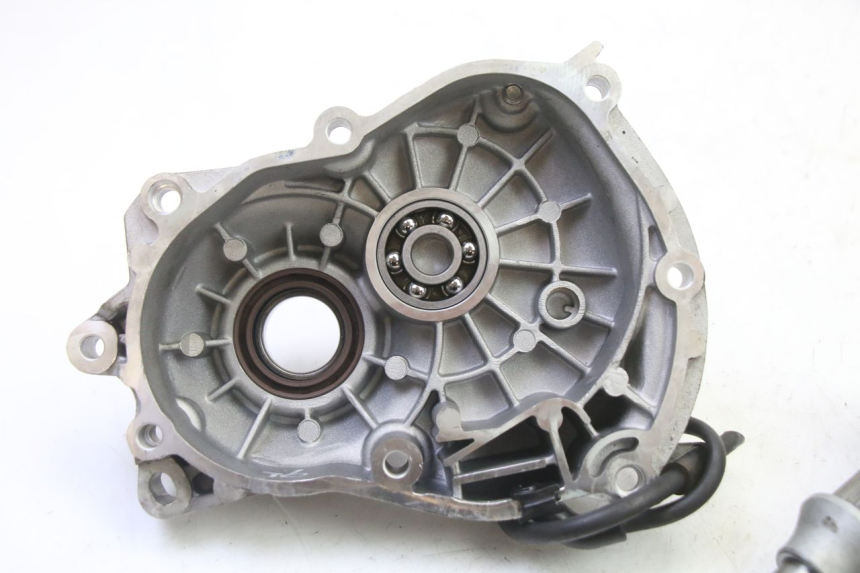 photo de REAR WHEEL SHAFT PIAGGIO MP3 HPE 310 (2024 - 2025)