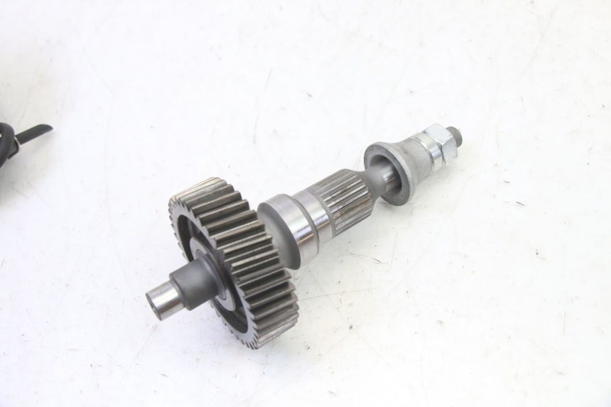 photo de REAR WHEEL SHAFT PIAGGIO MP3 HPE 310 (2024 - 2025)