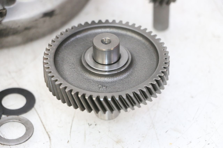 photo de REAR WHEEL SHAFT PIAGGIO NEW TYPHOON 50 (2010 - 2017)