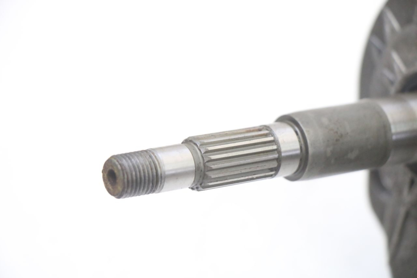 photo de REAR WHEEL SHAFT PEUGEOT SATELIS 125 (2013 - 2018)