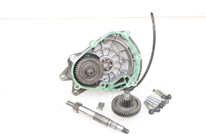 photo de REAR WHEEL SHAFT PIAGGIO VESPA GRANTURISMO 200 (2004 - 2005)