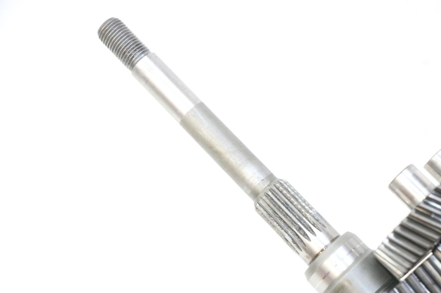 photo de REAR WHEEL SHAFT PEUGEOT SATELIS 125 (2013 - 2018)