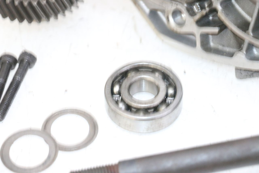 photo de REAR WHEEL SHAFT PEUGEOT SATELIS 125 (2013 - 2018)