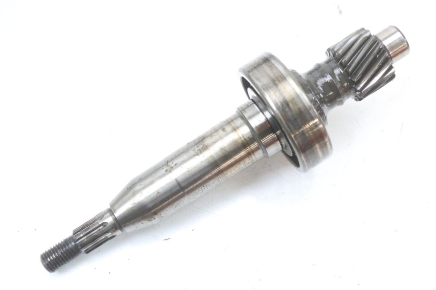 photo de REAR WHEEL SHAFT SUZUKI UH BURGMAN 125 (2002 - 2006)