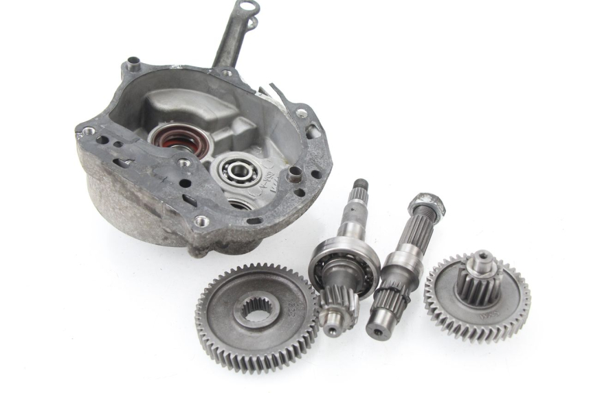 photo de REAR WHEEL SHAFT SYM TONIK 125 (2010 - 2014)