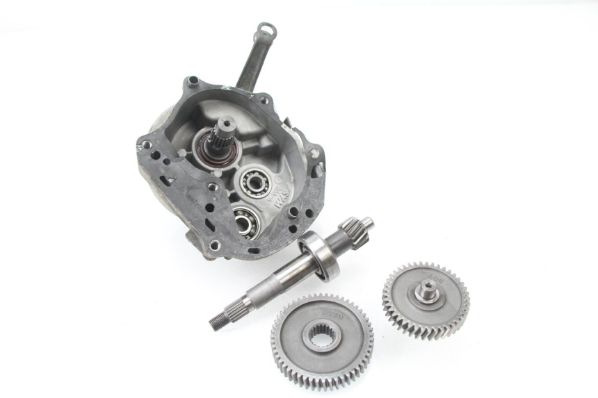 photo de REAR WHEEL SHAFT SYM TONIK 125 (2010 - 2014)