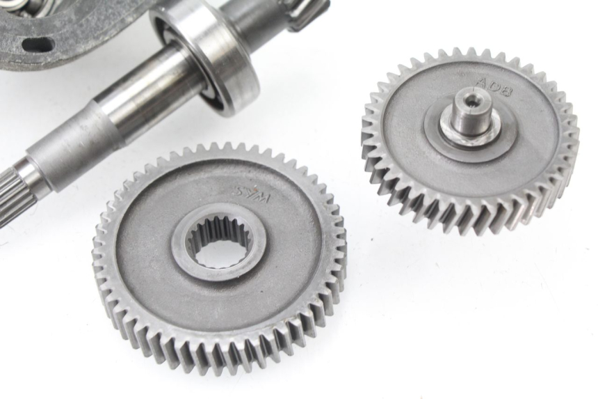 photo de REAR WHEEL SHAFT SYM TONIK 125 (2010 - 2014)