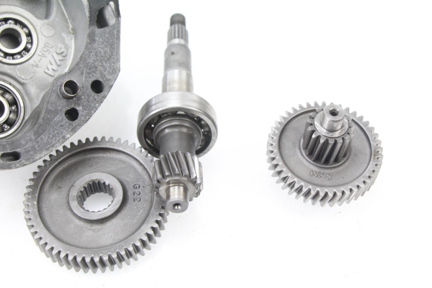photo de REAR WHEEL SHAFT SYM TONIK 125 (2010 - 2014)