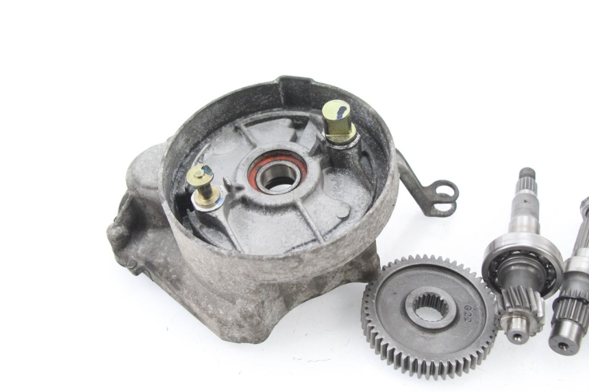 photo de REAR WHEEL SHAFT SYM TONIK 125 (2010 - 2014)