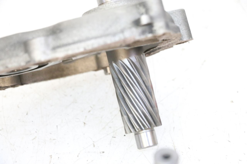 photo de REAR WHEEL SHAFT YAMAHA X-CITY XCITY 125 (2007 - 2008)