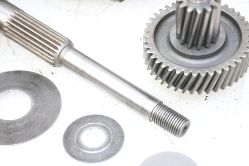 photo de REAR WHEEL SHAFT YAMAHA X-CITY XCITY 125 (2007 - 2008)