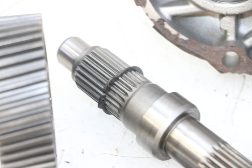 photo de REAR WHEEL SHAFT YAMAHA X-CITY XCITY 125 (2007 - 2008)