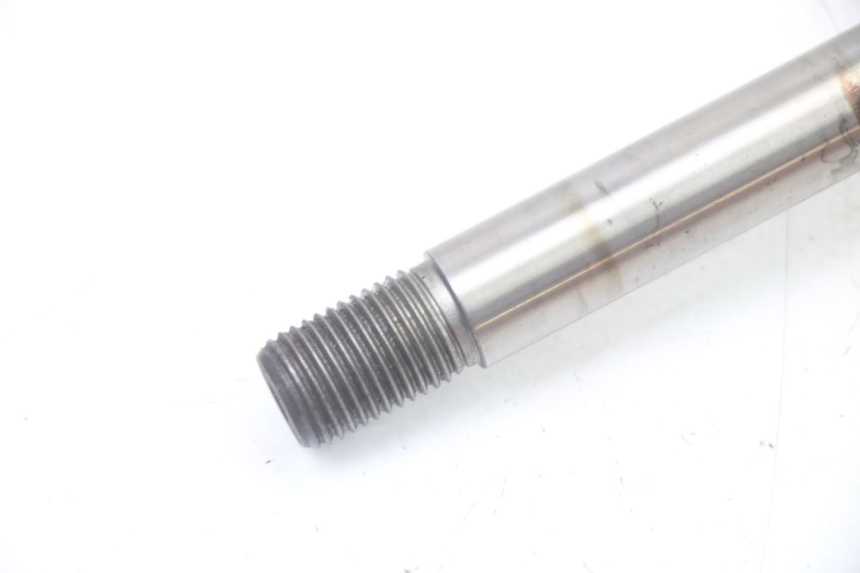 photo de REAR WHEEL SHAFT YAMAHA X-MAX XMAX 125 (2010 - 2014)
