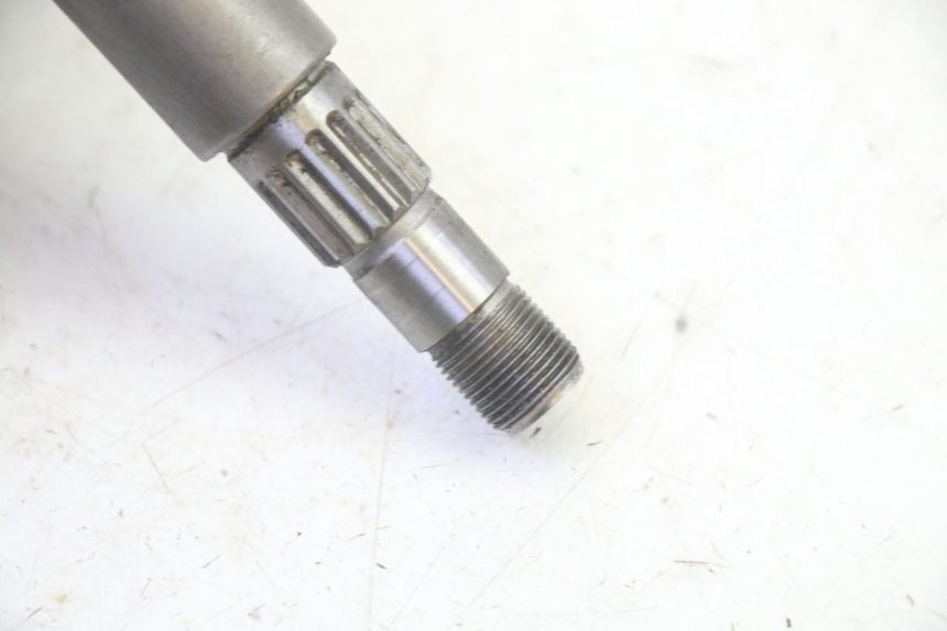 photo de REAR WHEEL SHAFT YAMAHA X-MAX XMAX 125 (2010 - 2014)