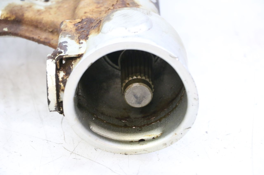 photo de REAR WHEEL SHAFT YAMAHA XV VIRAGO 535 (1988 - 2004)