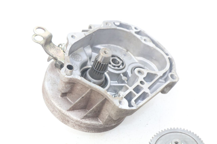 photo de REAR WHEEL SHAFT ZHONGNENG ZN50QT 50 (2005 - 2010)