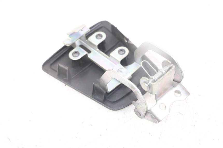 photo de FUEL FLAP HONDA FORZA ABS 300 (2013 - 2019)