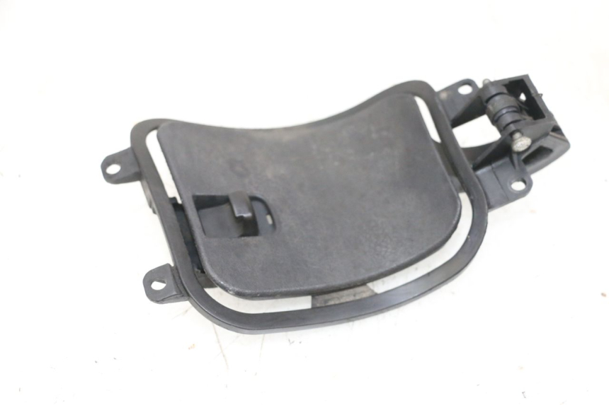 photo de FUEL CAP YAMAHA XMAX X-MAX 125 (2006 - 2009) - Alternative perspective