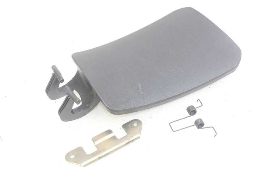 photo de FUEL CAP PIAGGIO X8 125 (2004 - 2007)