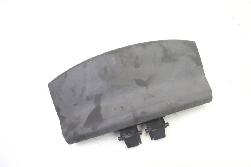 photo de FRONT INSPECTION COVER PIAGGIO MP3 500 (2014 - 2016)