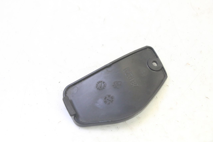 photo de FRONT INSPECTION COVER PIAGGIO MP3 RL 250 (2007 - 2010)