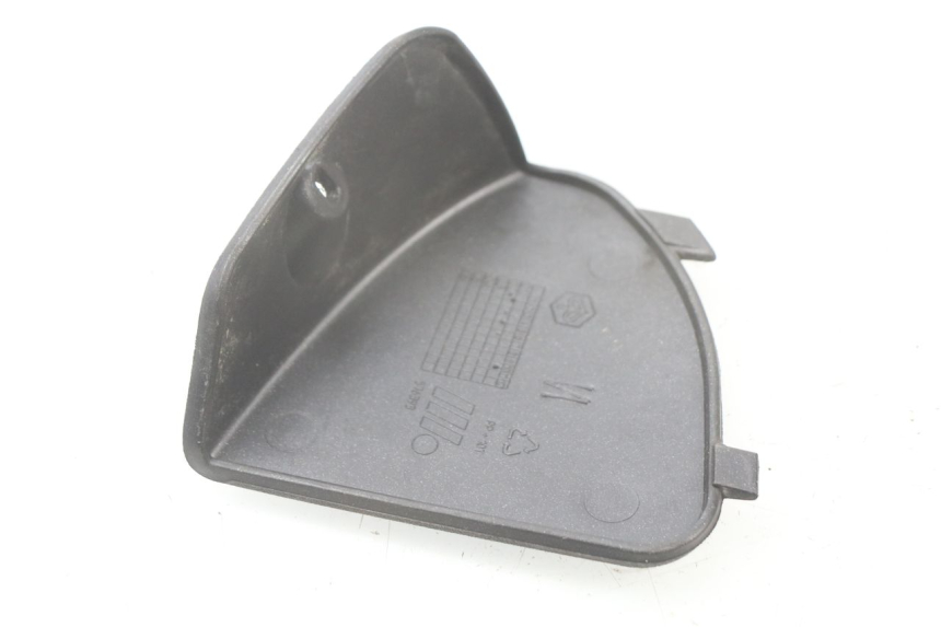 photo de FRONT INSPECTION COVER PIAGGIO BEVERLY 125 (2001 - 2004)