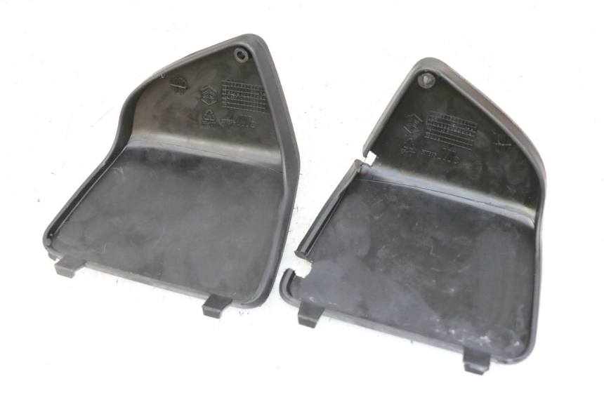 photo de FRONT INSPECTION COVER PIAGGIO VESPA GRANTURISMO 200 (2004 - 2005)