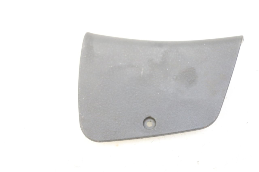 photo de FRONT INSPECTION COVER PIAGGIO X8 125 (2004 - 2007)