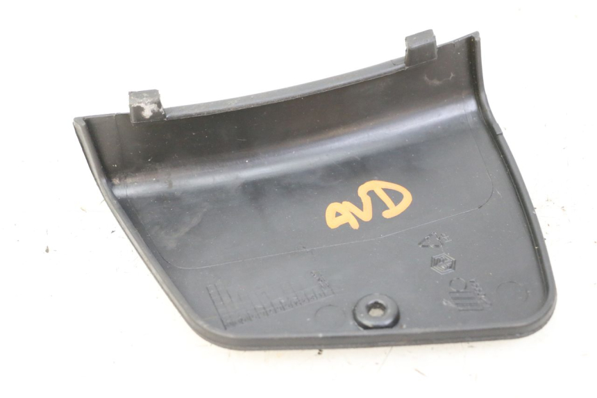 photo de FRONT INSPECTION COVER PIAGGIO X8 125 (2004 - 2007)