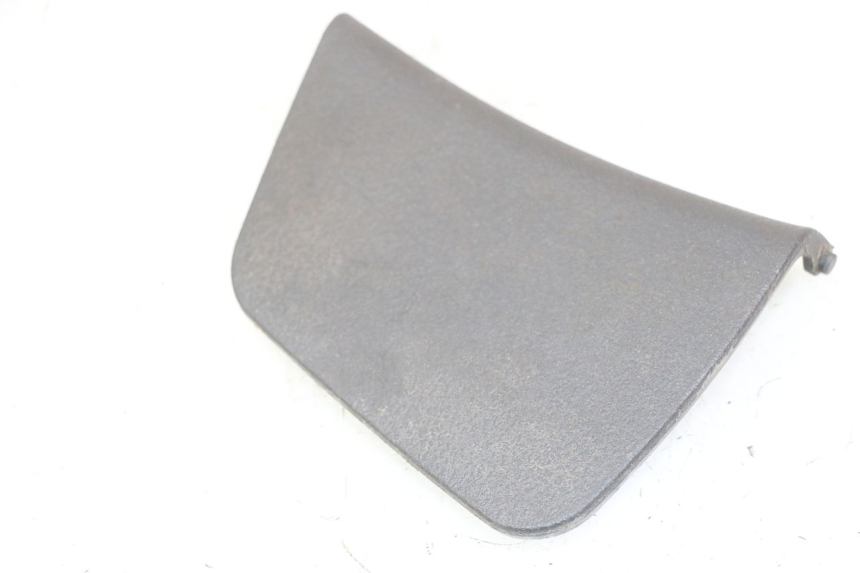 photo de FRONT INSPECTION COVER PIAGGIO X8 125 (2004 - 2007)