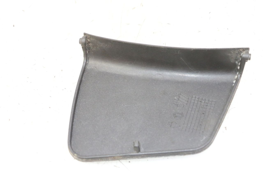 photo de FRONT INSPECTION COVER PIAGGIO X8 125 (2004 - 2007)