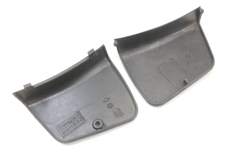 photo de FRONT INSPECTION COVER PIAGGIO XEVO - X EVO 125 (2007 - 2016)