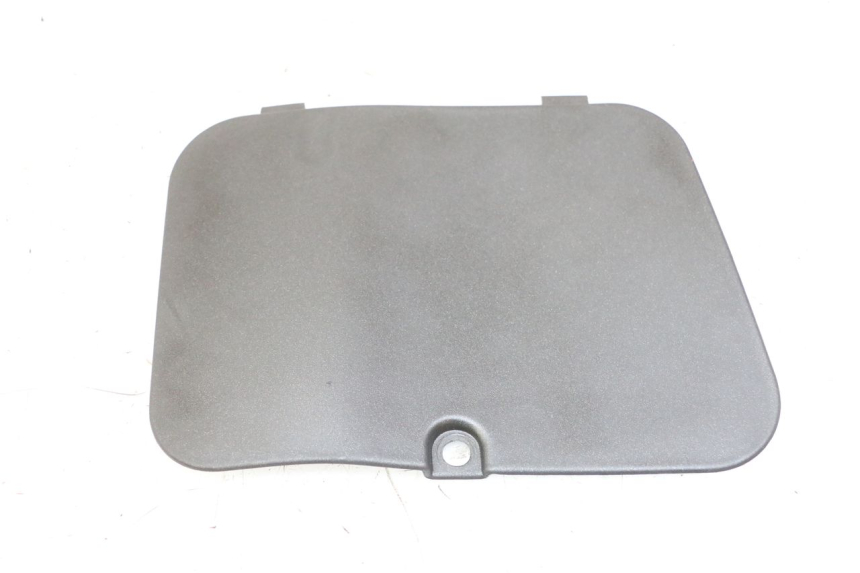 photo de FRONT INSPECTION COVER APRILIA SCARABEO GT TOURING 125 (1999 - 2005)