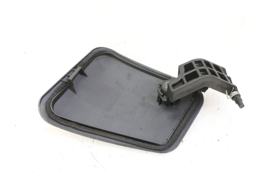 photo de FRONT INSPECTION COVER SUZUKI BURGMAN 125 (2007 - 2014)
