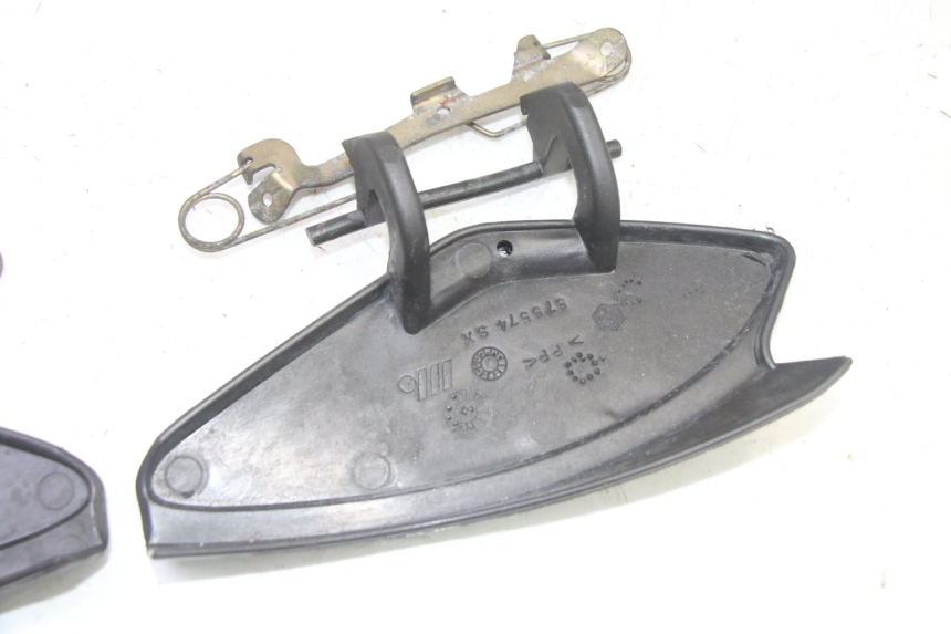 photo de FRONT INSPECTION COVER PIAGGIO X9 EVOLUTION 125 (2003 - 2007)