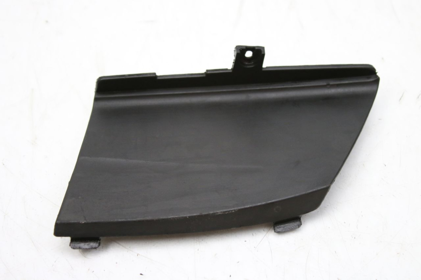 photo de RIGHT SIDE ACCESS PANEL HONDA FES S-WING SWING ABS 125 (2007 - 2015)
